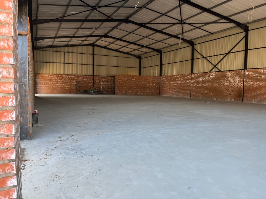 To Let commercial Property for Rent in Tredenham Free State